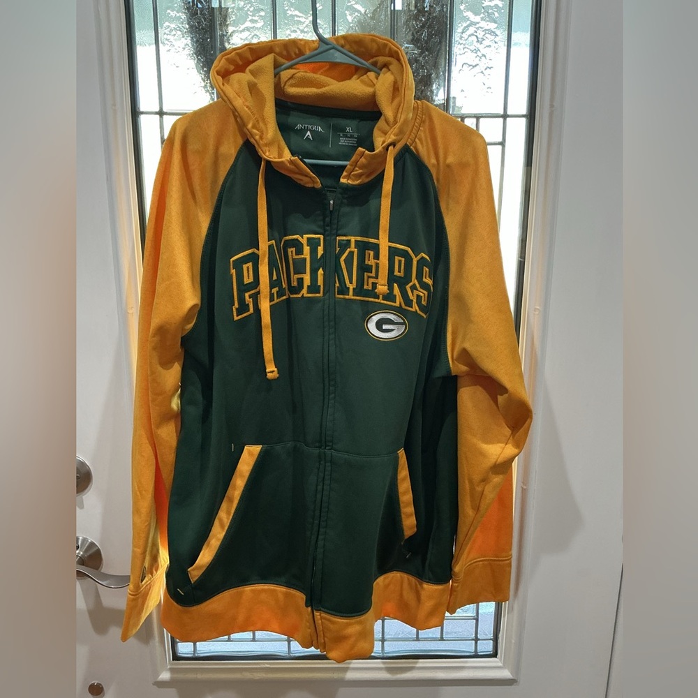 Antigua Men’s XL Green Bay Packers Zip-up Green and Orange Hoodie